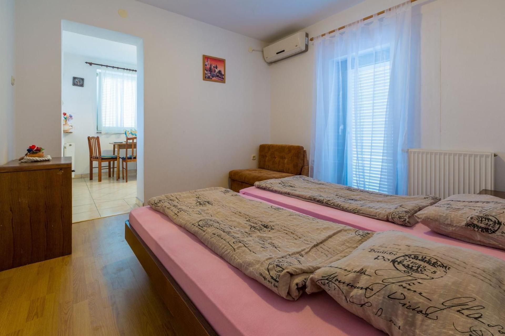 Apartments Tomica Novi Vinodolski Eksteriør bilde